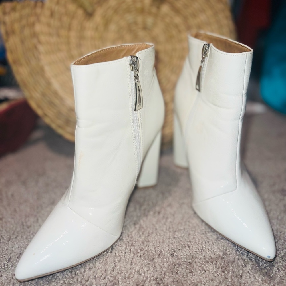 ❄️White Boots❄️